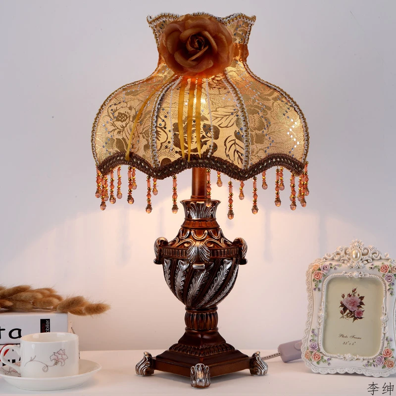 Nordic Princess Vintage Table  - Lava Lamp Desktop review and price